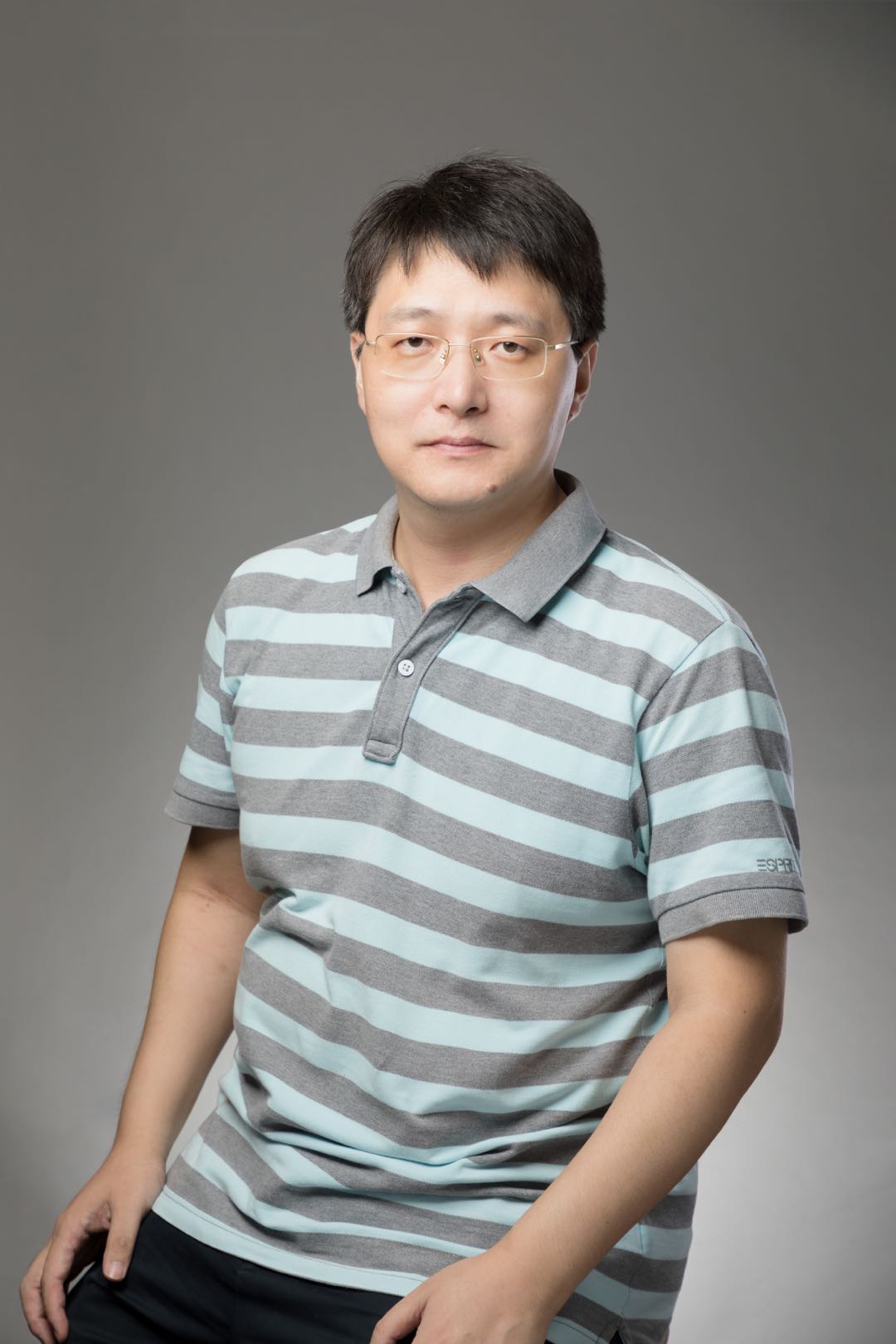 火狐官方网页版创新论坛第九百五十七讲：Searching New Phenomenon in Uniformly Hyperbolic Systems