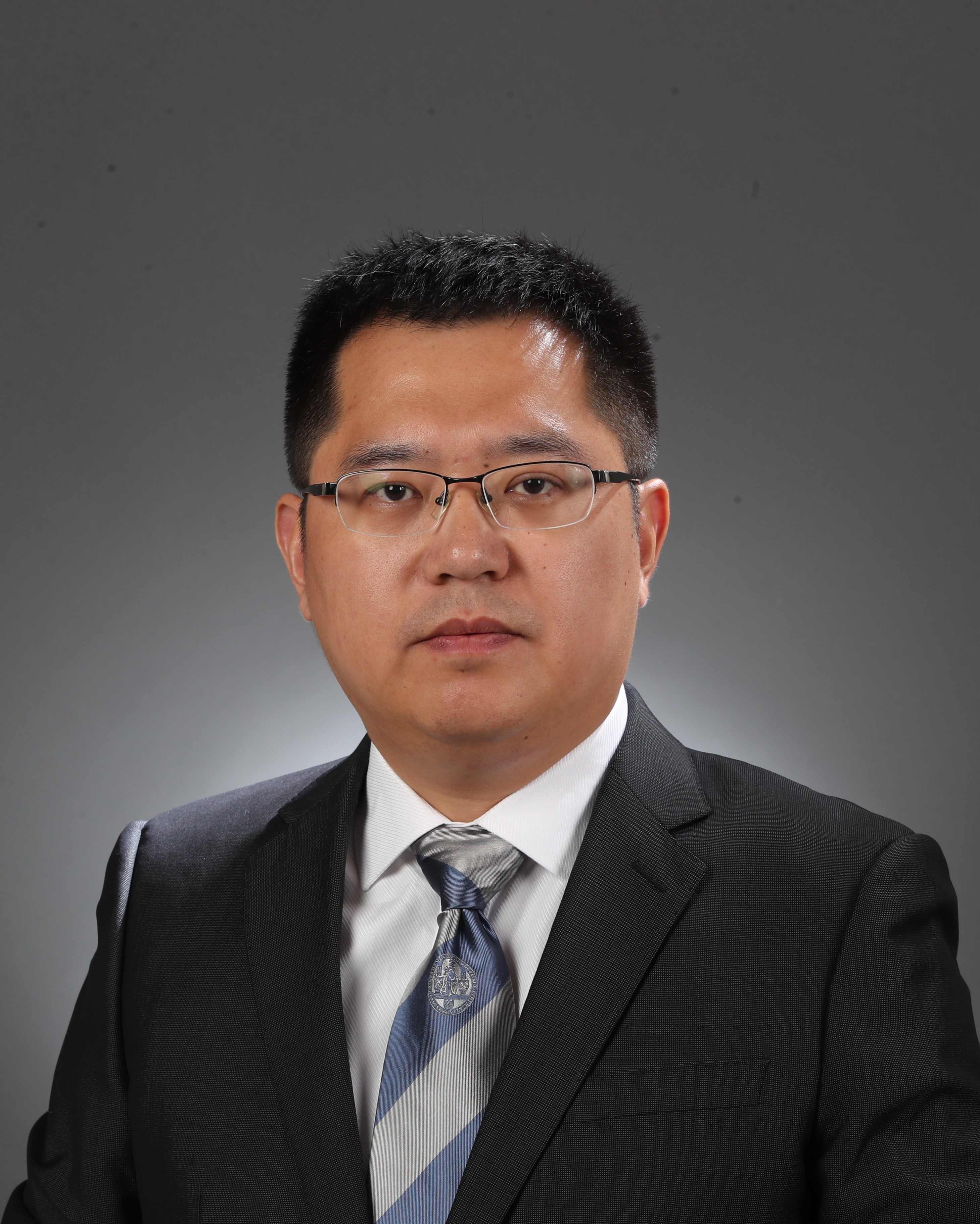 火狐官方网页版创新论坛第一千二百二十六讲暨120周年校庆年系列活动：三个罂粟属物种染色体级基因组揭示BIA通路补丁式跳跃演化机制