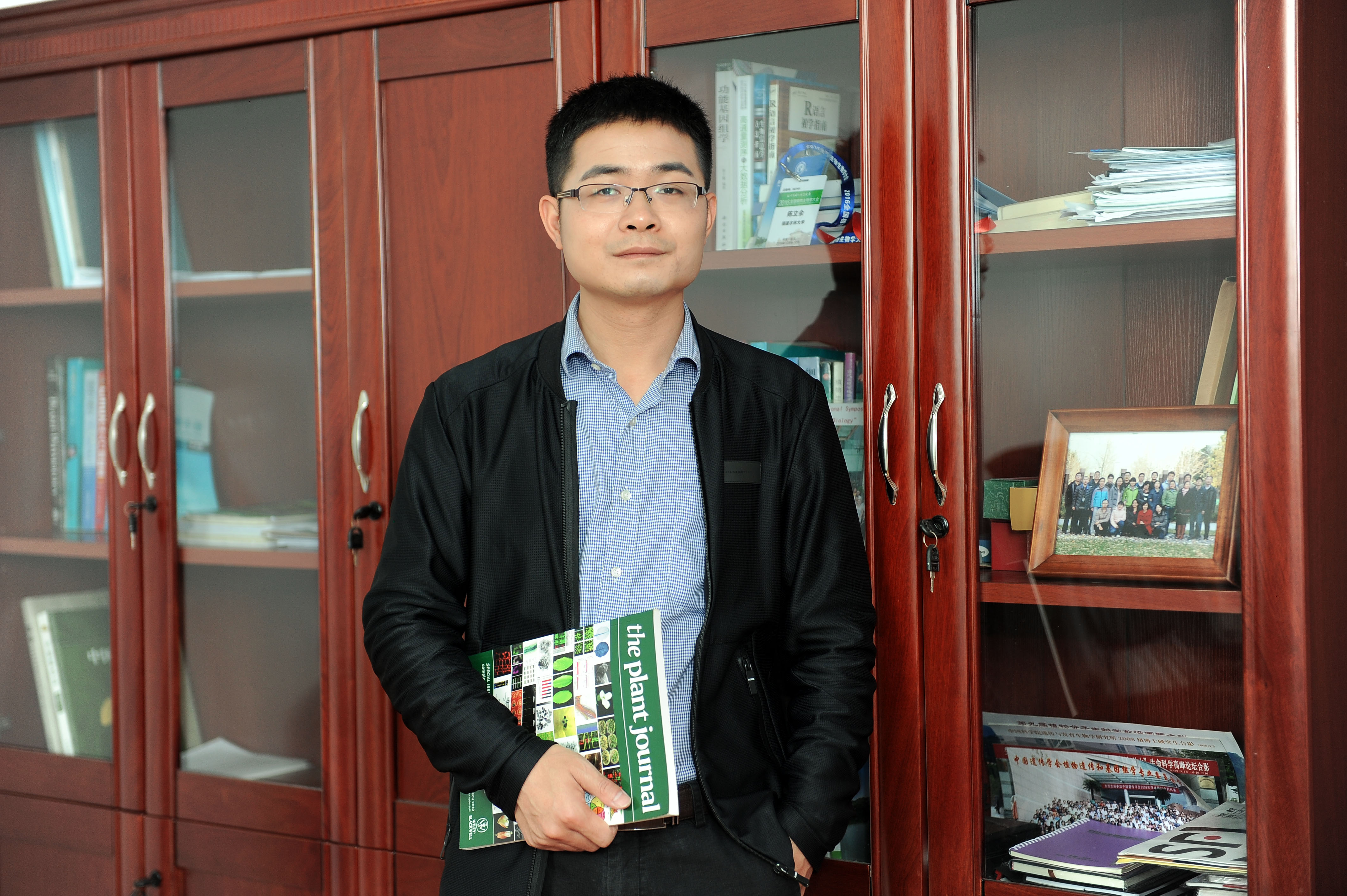 火狐官方网页版创新论坛第一千四百二十七讲：探索植物生殖与驯化的秘密—从模式植物到水果作物