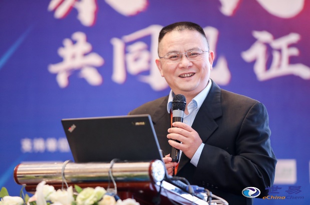 火狐官方网页版创新论坛第一千八百零八讲：精准合成导向的天然产物全合成：从基础研究到产业应用