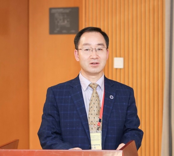 火狐官方网页版创新论坛第一千五百二十二讲：中生代重大地质事件与植被环境变化
